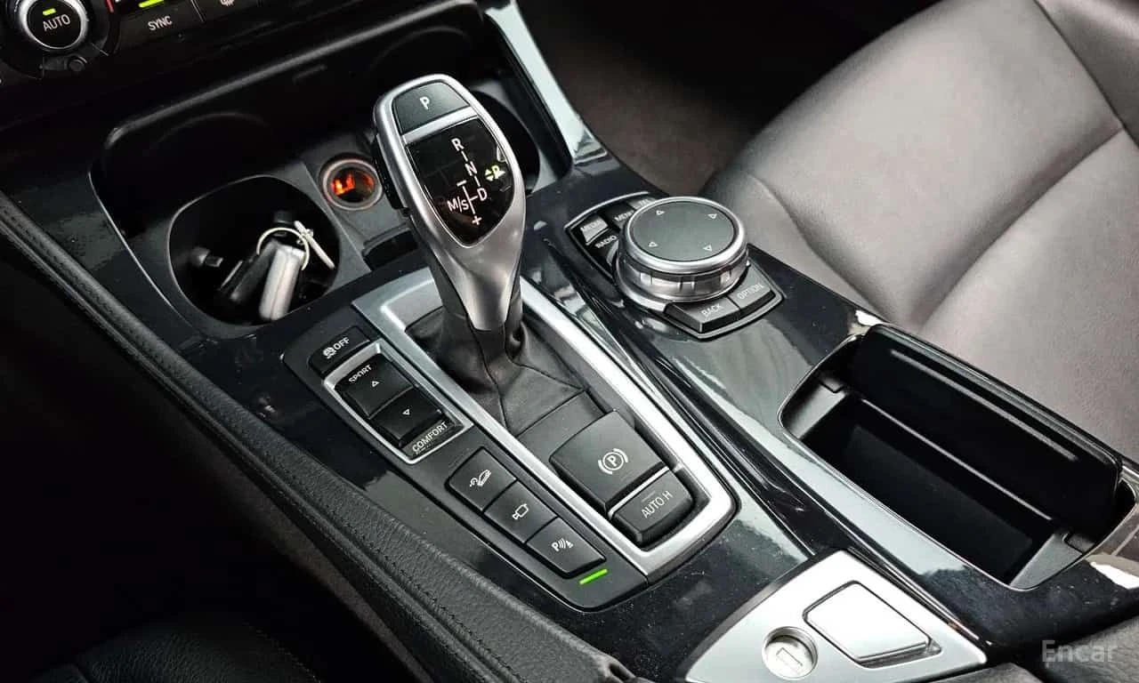 BMW 530 * 530d xDrive M Aero Dynamic * ЦЕНА ДО БГ, снимка 9 - Автомобили и джипове - 55627578