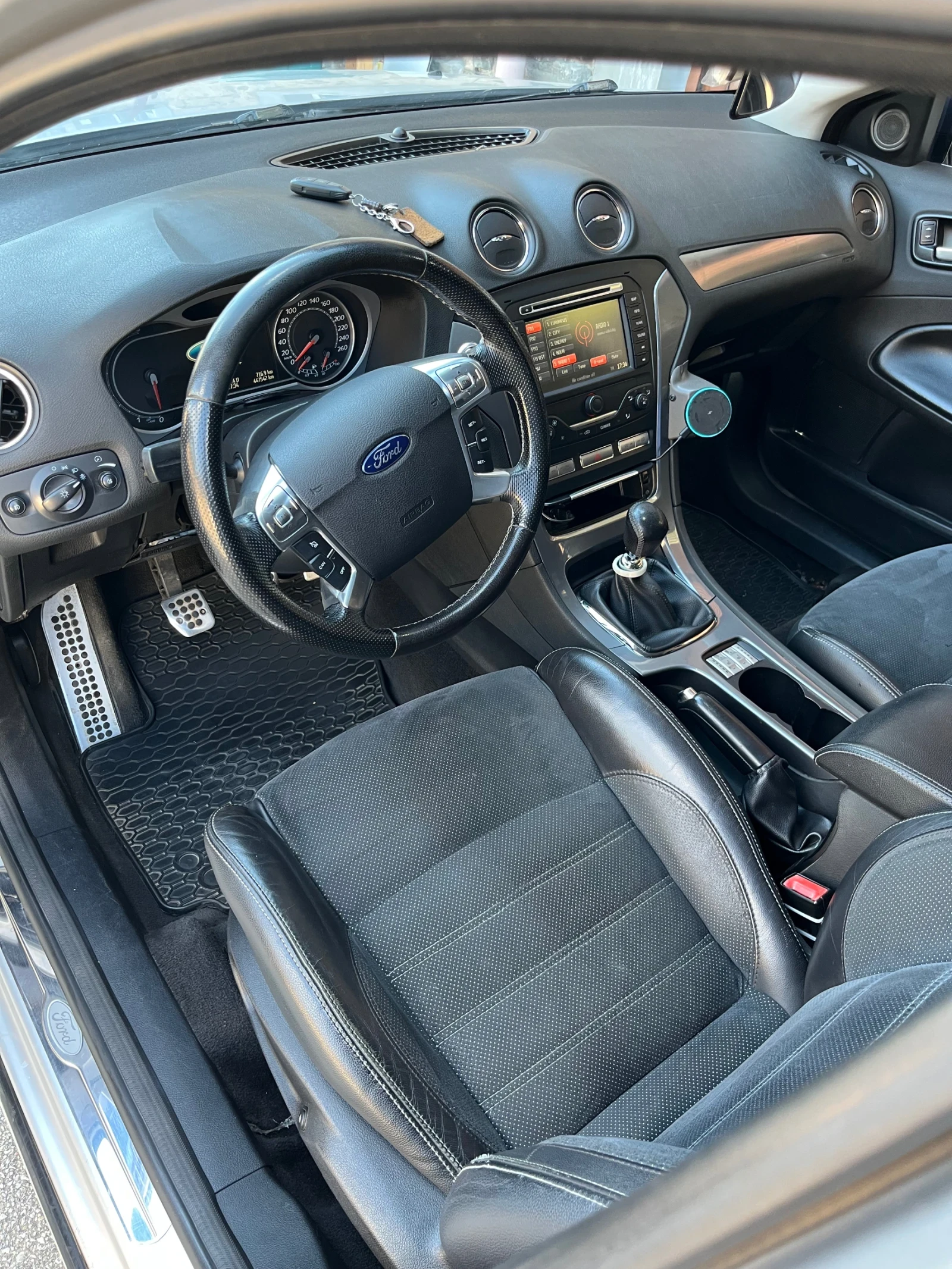 Ford Mondeo 2.0 tdci 140 hp, снимка 9 - Автомобили и джипове - 55727236