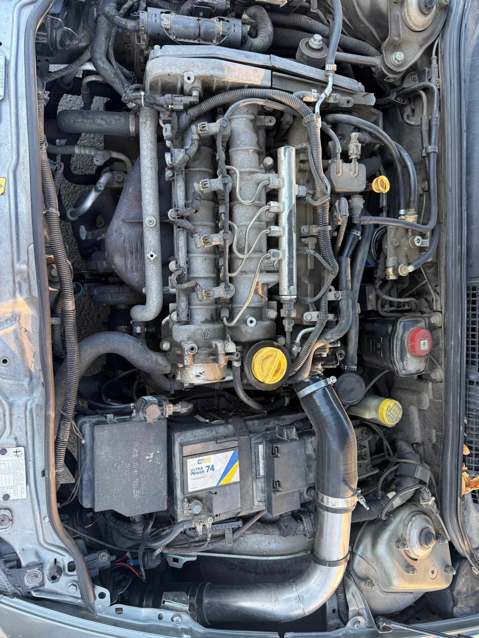 Alfa Romeo Gt 1.9JTD 230+ , снимка 9 - Автомобили и джипове - 55837623