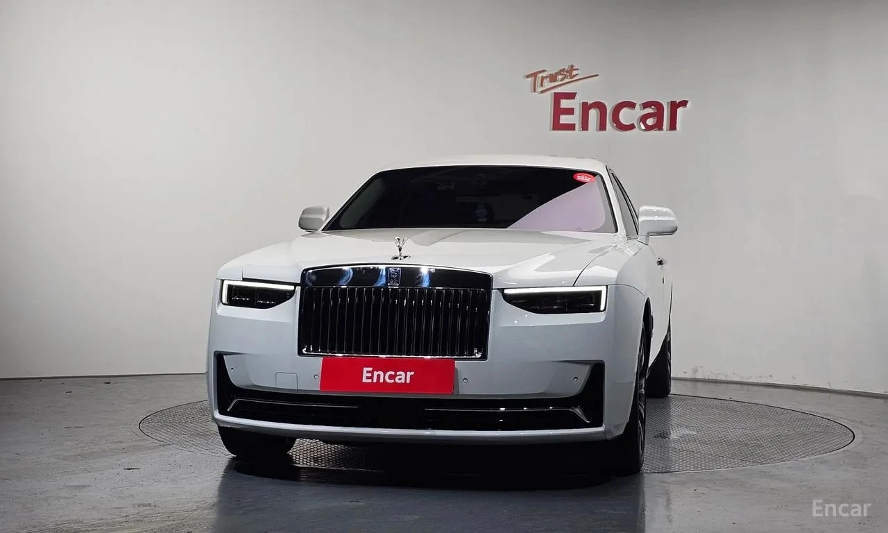 Rolls-Royce Ghost 6.7 V12| BESPOKE SOUND| SHOOTING STAR| , снимка 3 - Автомобили и джипове - 55871920