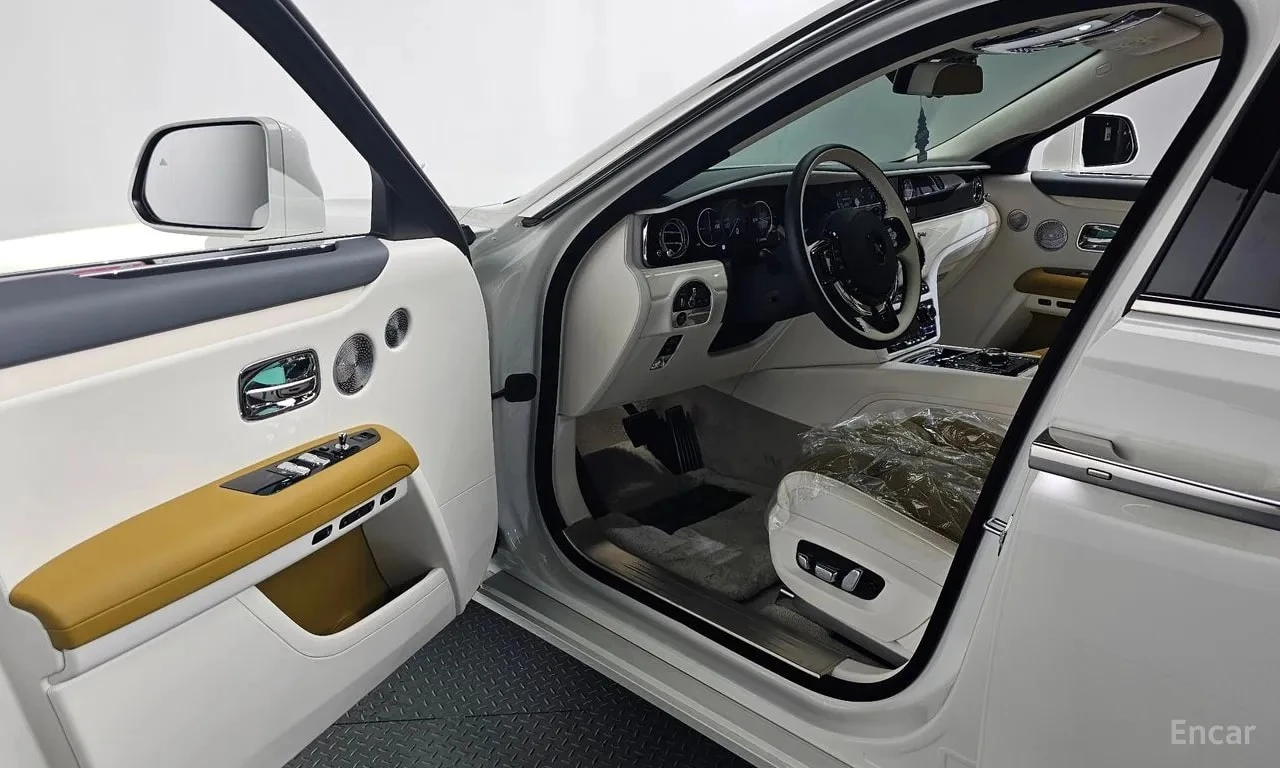 Rolls-Royce Ghost 6.7 V12| BESPOKE SOUND| SHOOTING STAR| , снимка 10 - Автомобили и джипове - 55871920