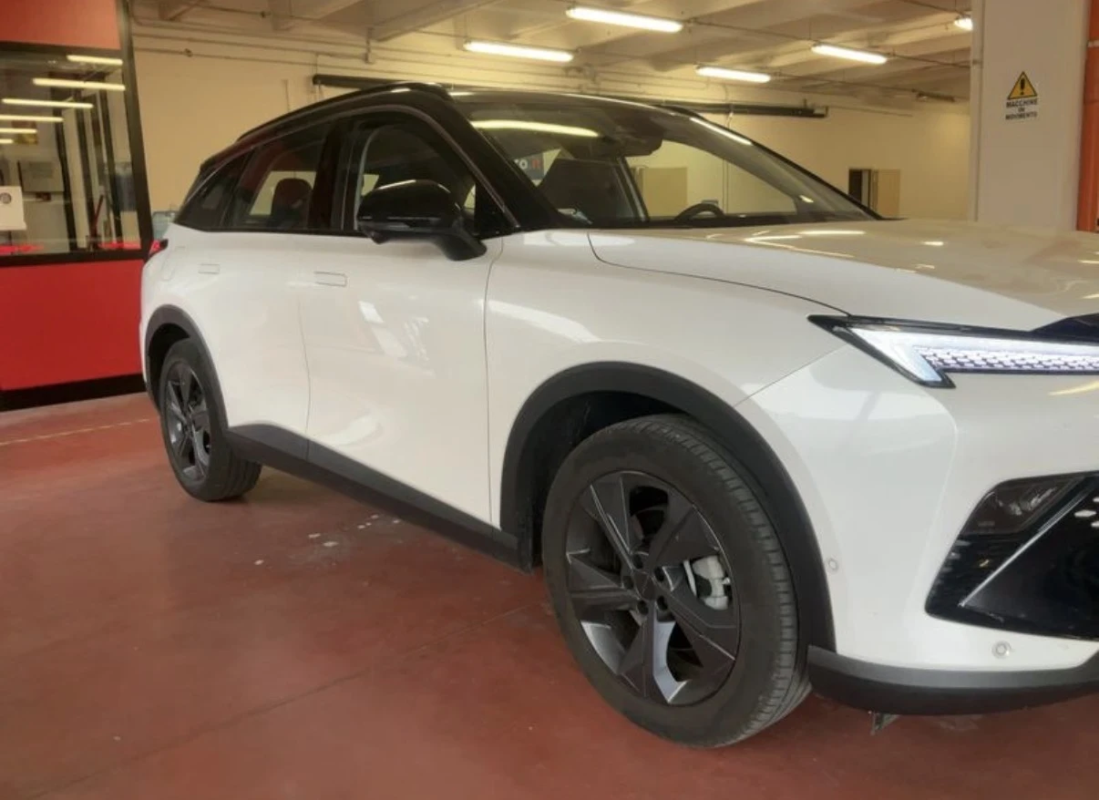 Omoda 5 Hybrid Premium-Line 224 �.�. ���/������.2025�. | Mobile.bg � ����������� 10