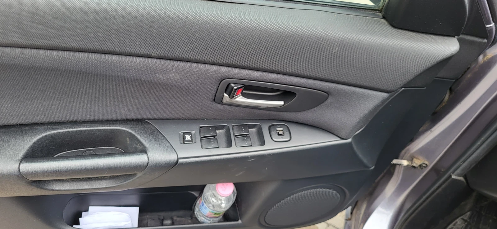 Mazda 3, снимка 12 - Автомобили и джипове - 56053904