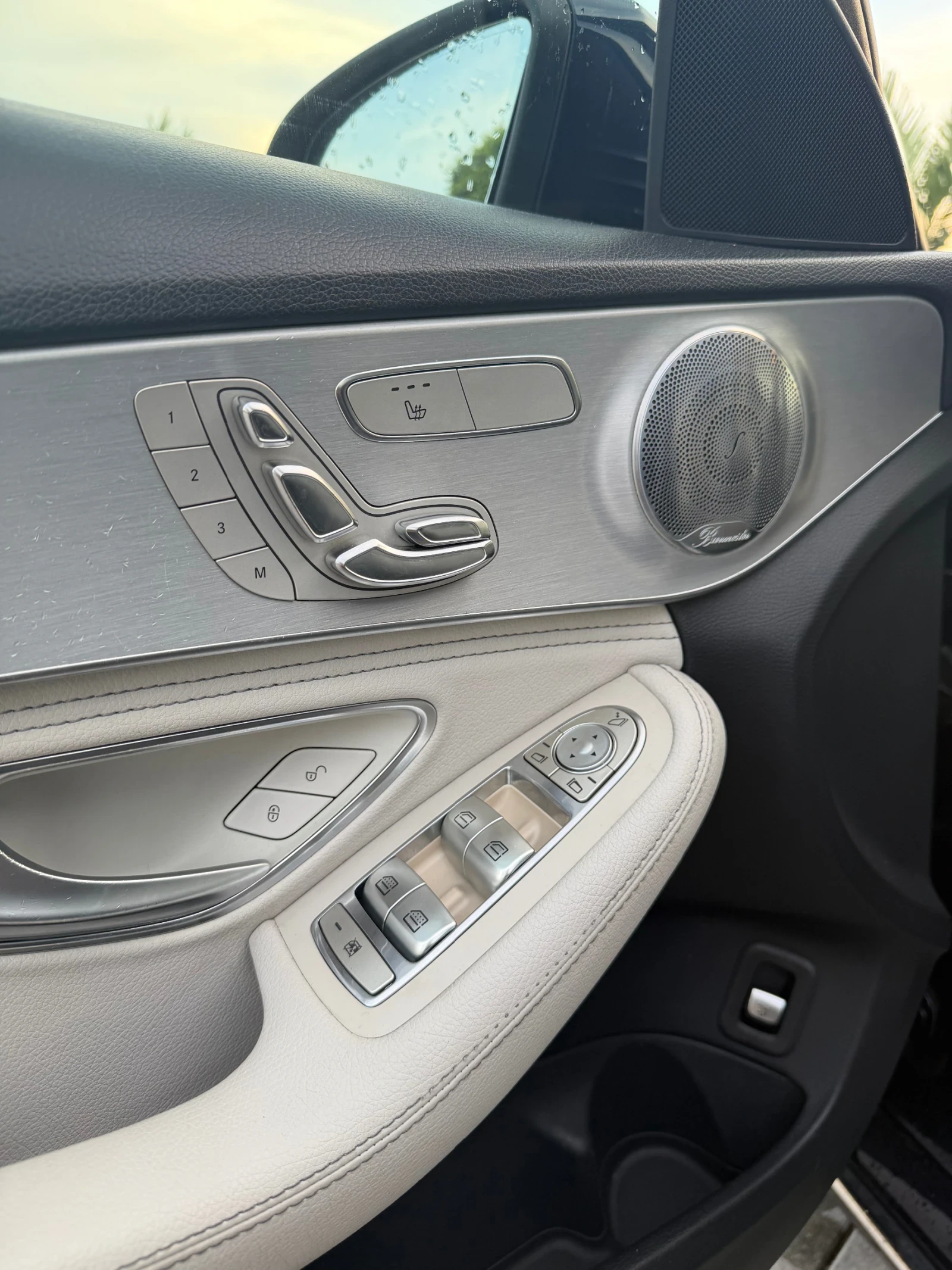 Mercedes-Benz C 220 d, снимка 12 - Автомобили и джипове - 56238281