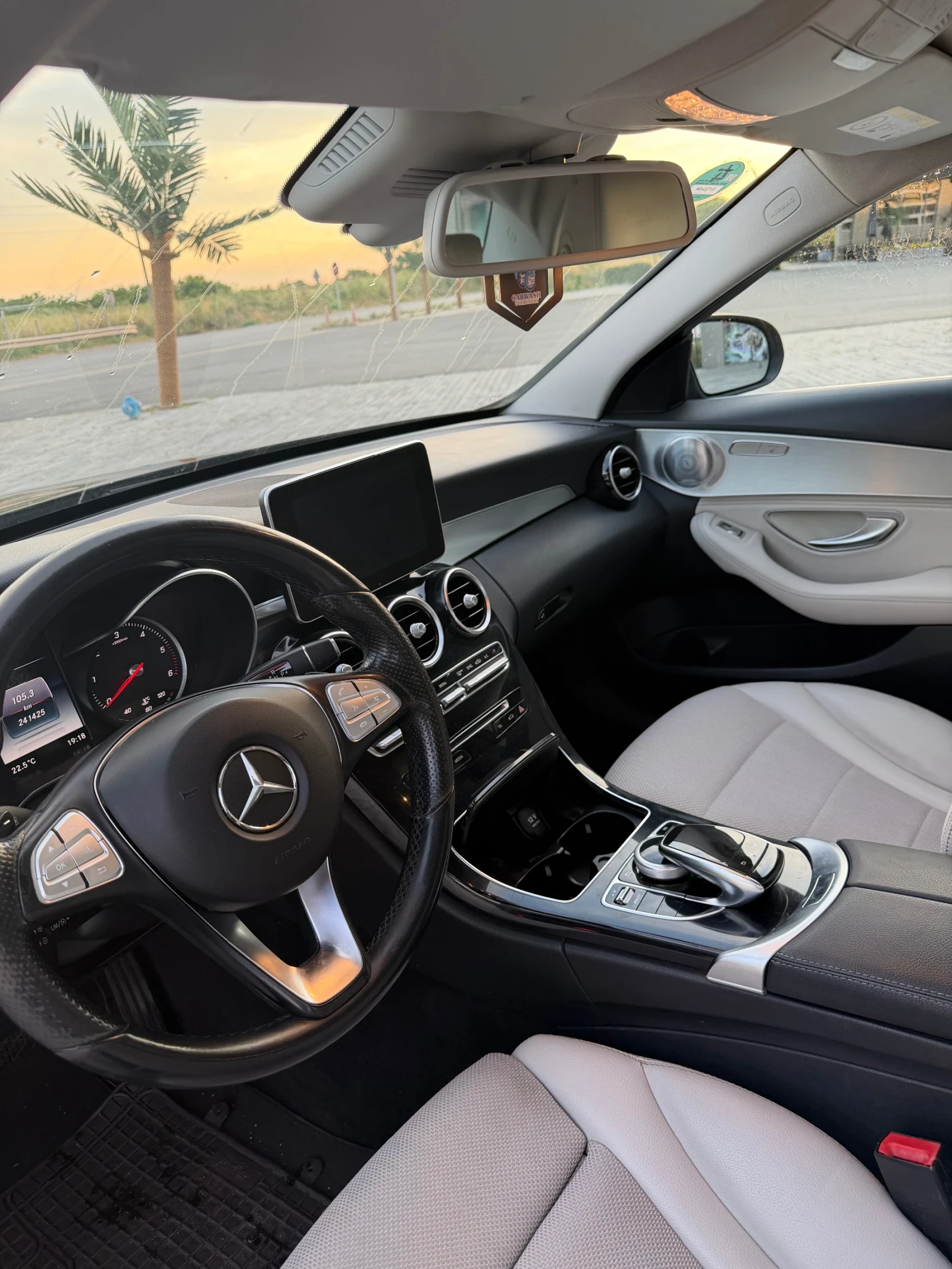 Mercedes-Benz C 220 d, снимка 10 - Автомобили и джипове - 56238281