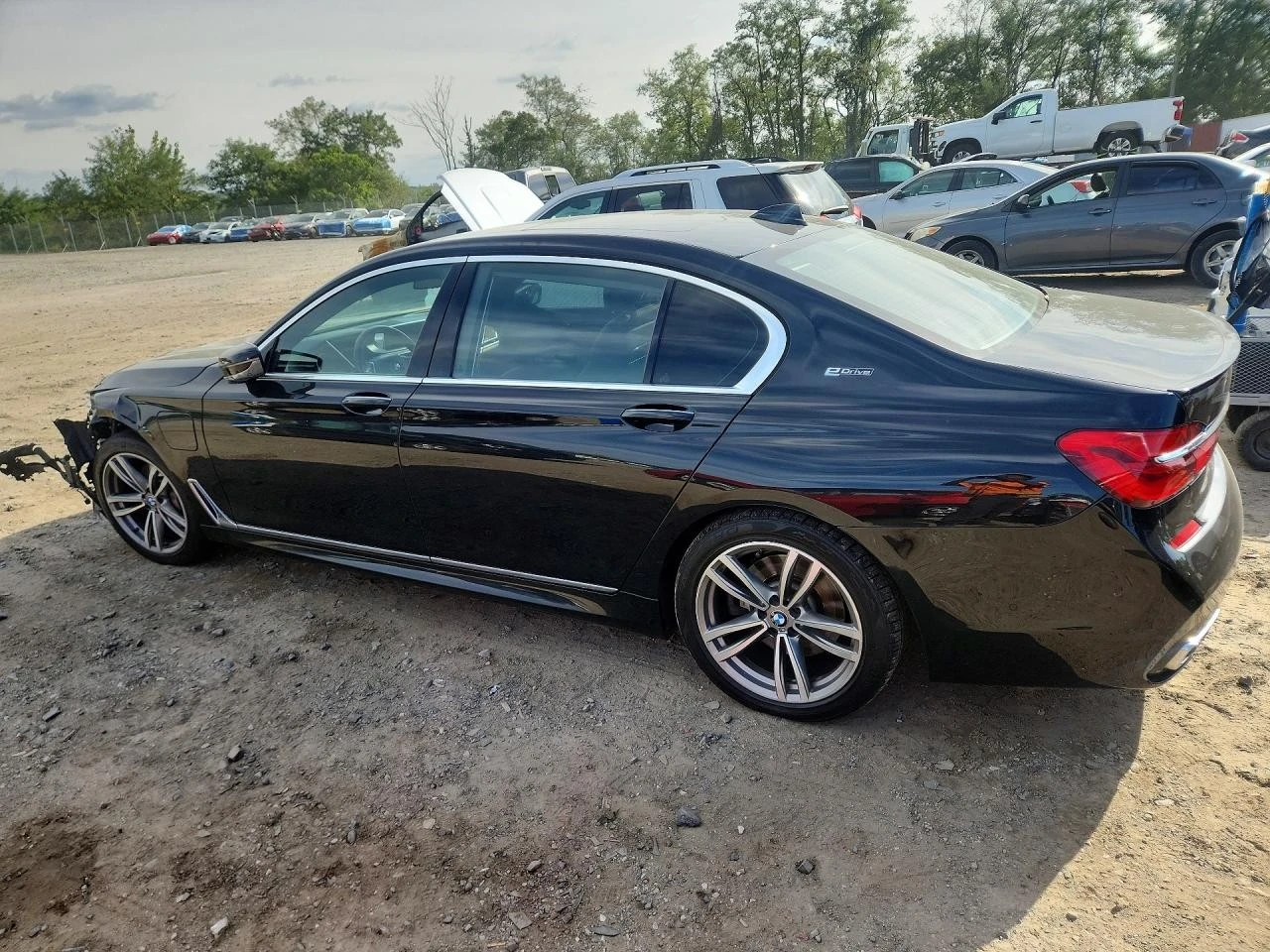 BMW 740 M Sport Package| Apple Carplay| Comfort Seats | Mobile.bg � ����������� 4