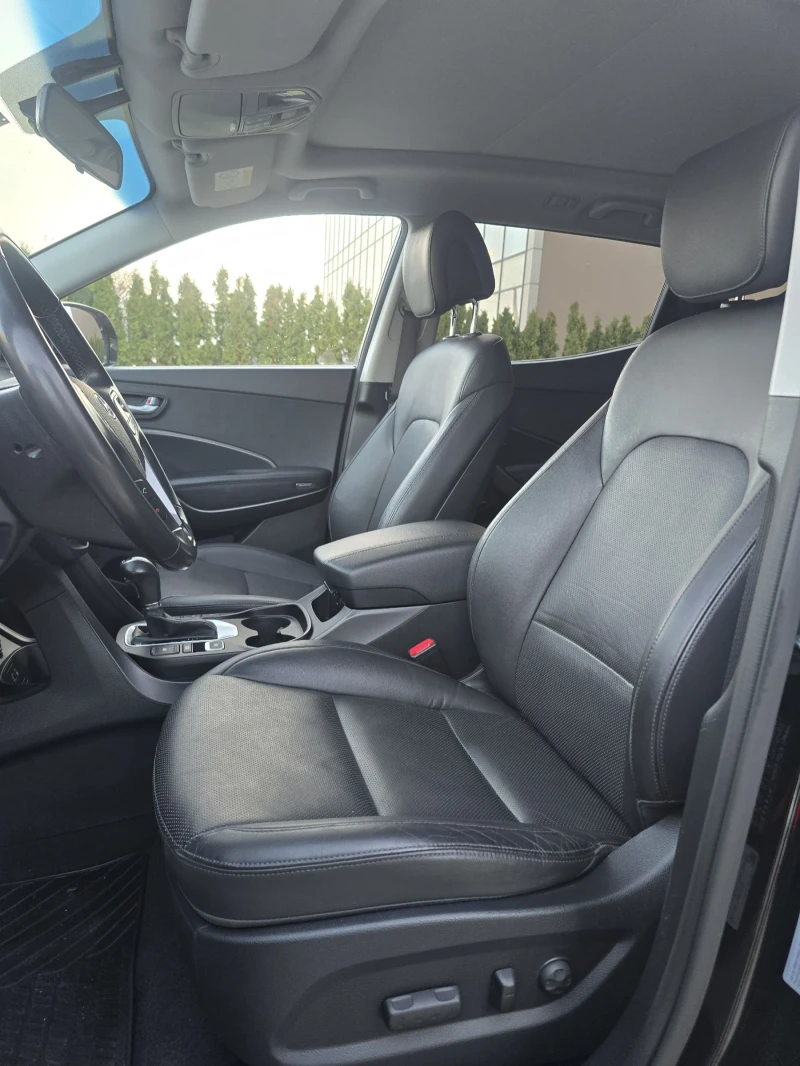 Hyundai Santa fe 2.2CRDI 4WD.Facelift.7места.Keyless.Обдухване., снимка 11 - Автомобили и джипове - 52917144