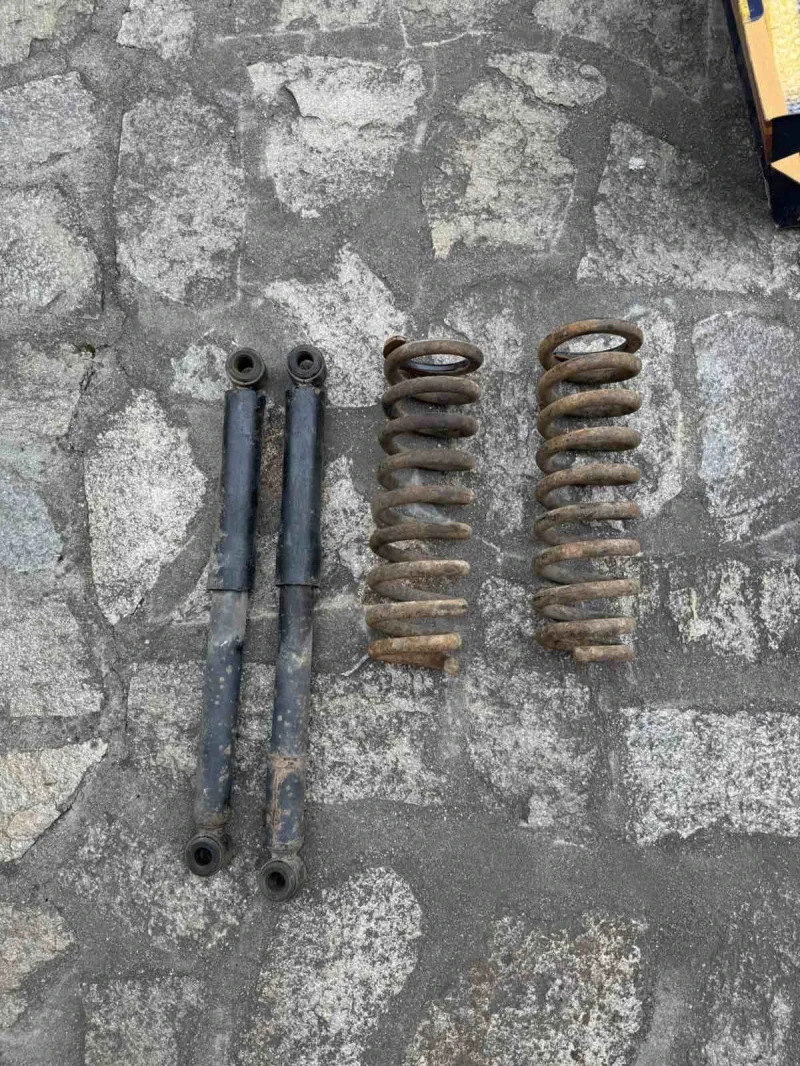 Toyota Hilux, снимка 4 - Автомобили и джипове - 53114350