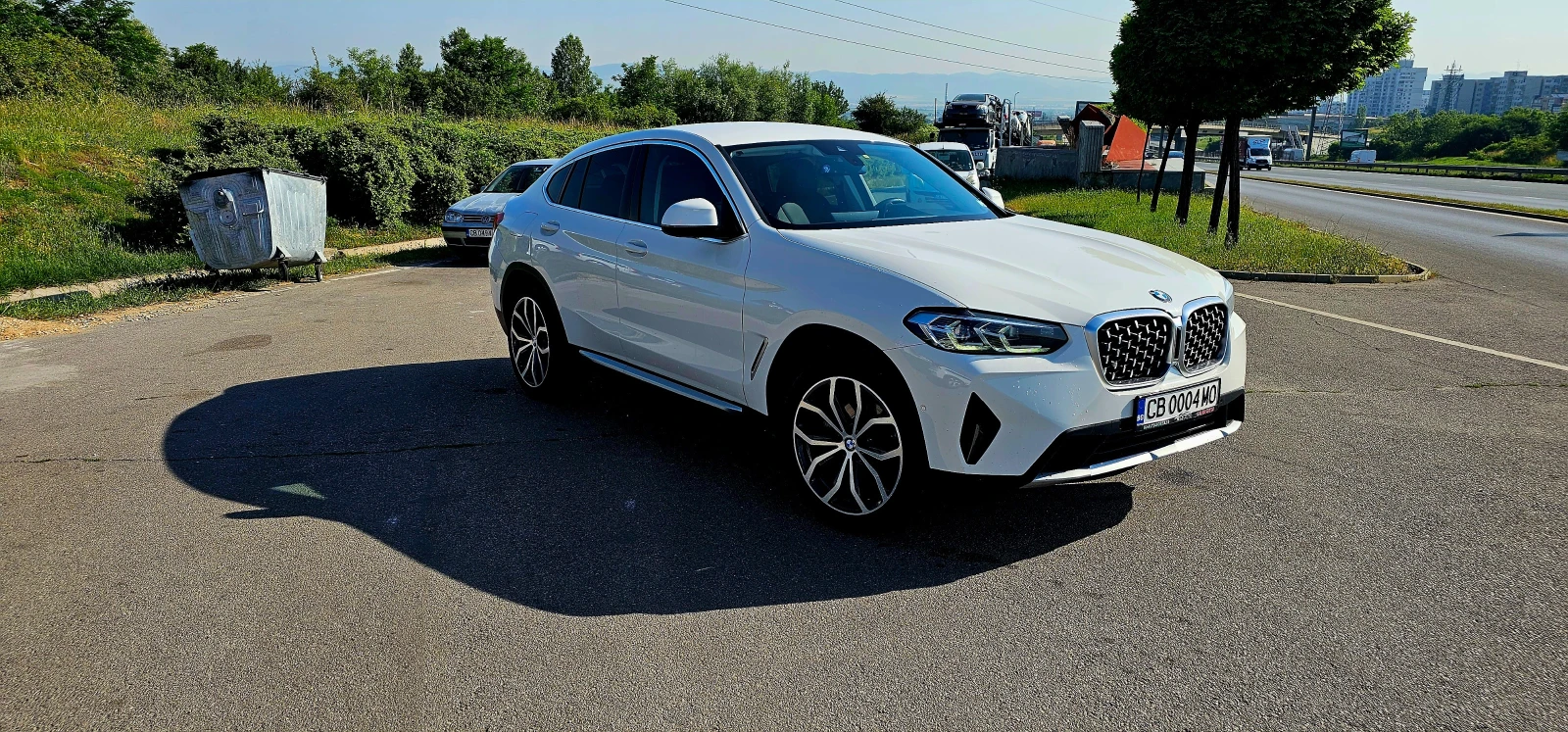 BMW X4  2.0  HYBRID  - изображение 3