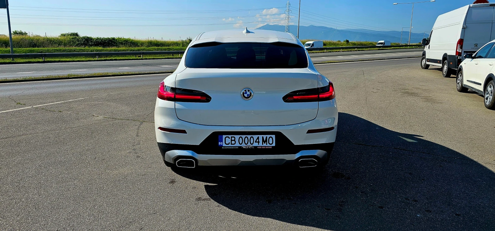 BMW X4  2.0  HYBRID  - изображение 5