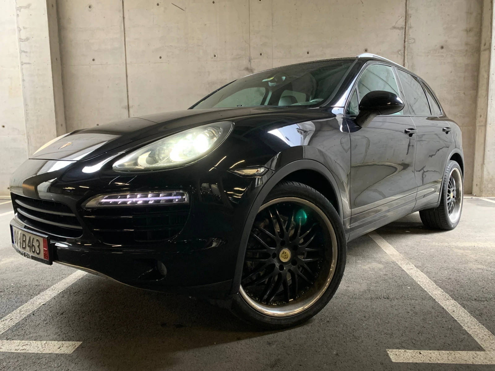 Porsche Cayenne GTS PACK* 22цола* ПАНО* СЕРВ.ИСТ* ПРУЖИНИ* ПОДГРЕВ - изображение 2