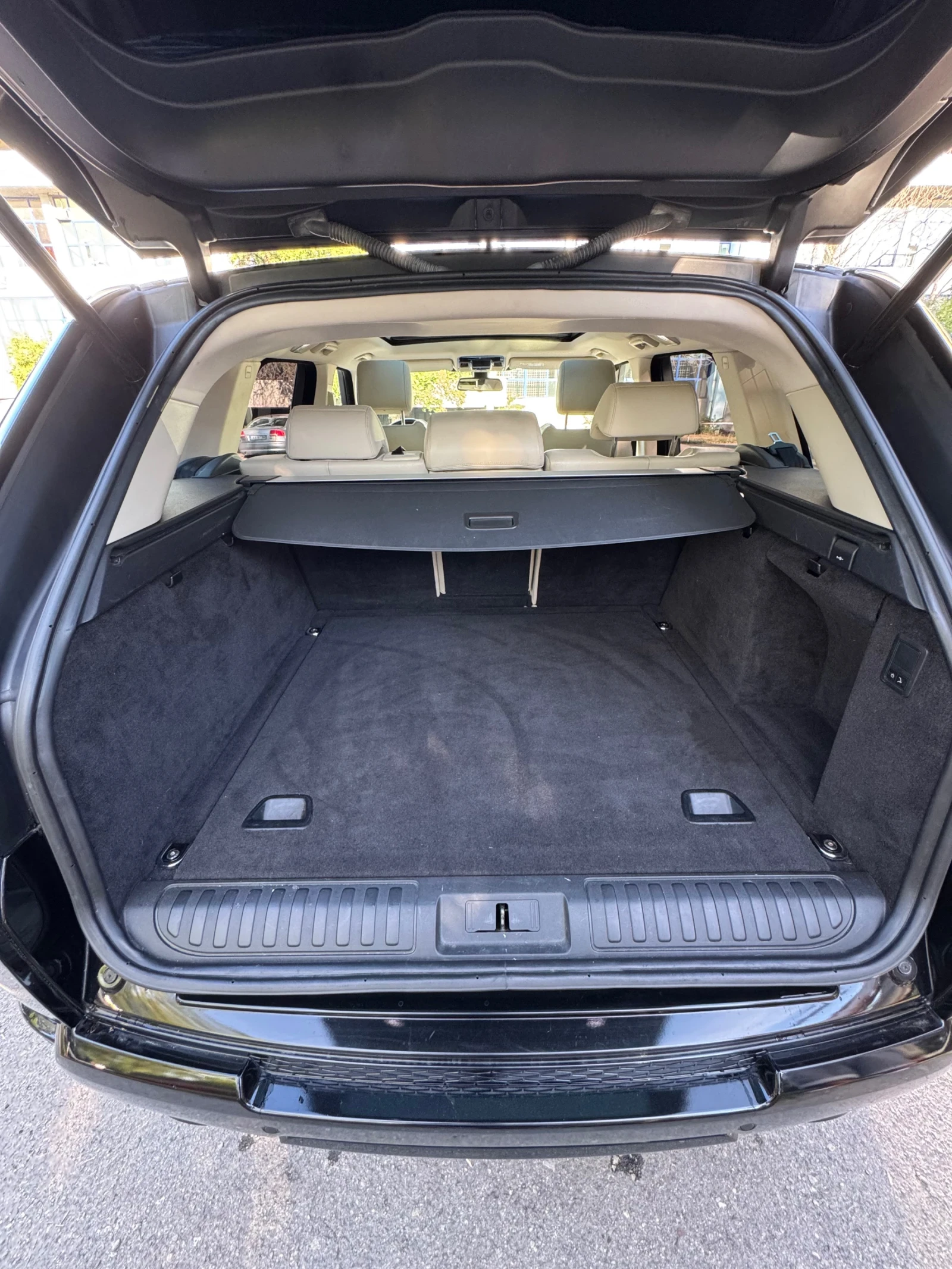 Land Rover Range Rover Sport Autobiography 3.0 SDV6   292 .. |  | Mobile.bg   16