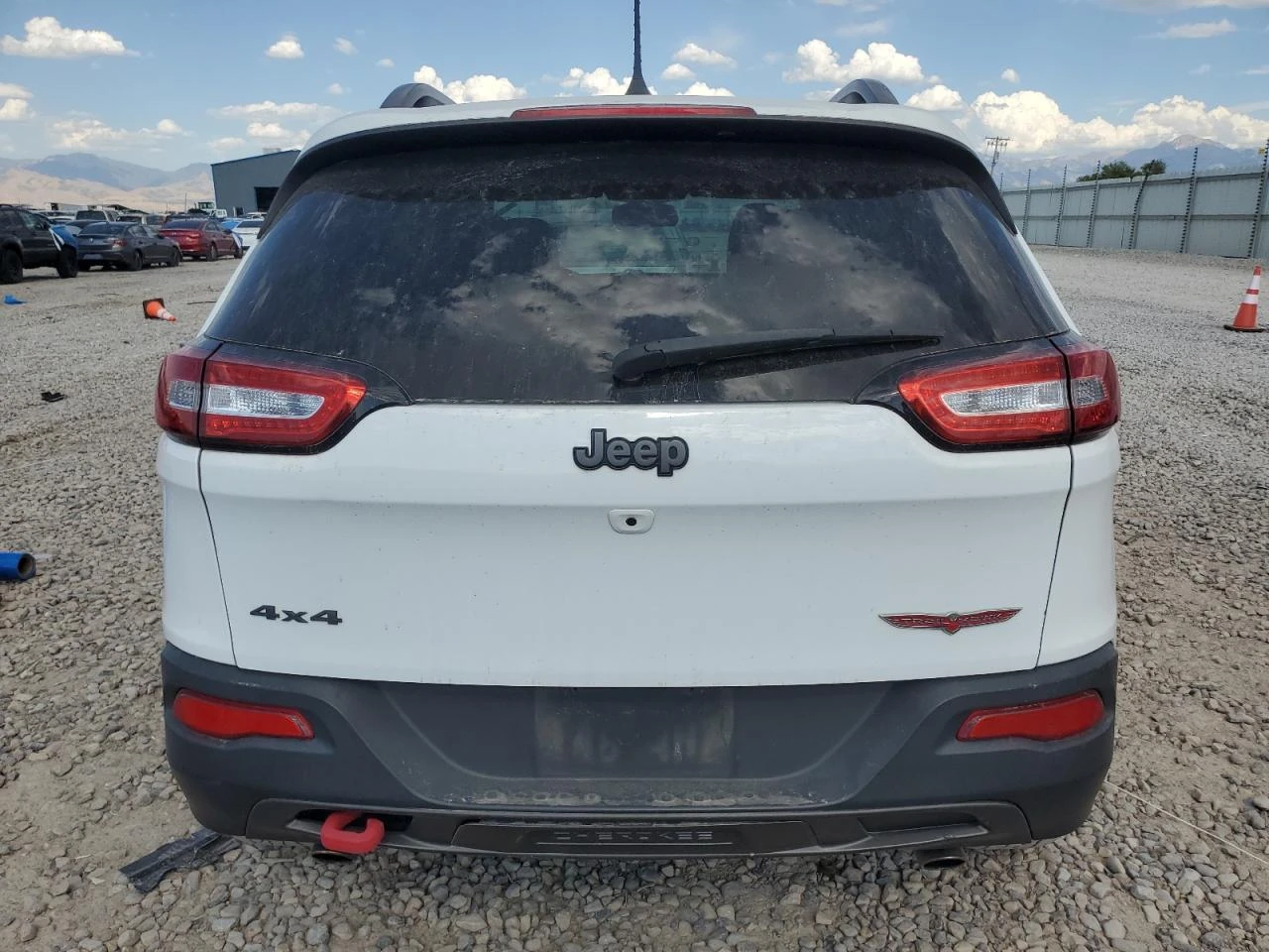 Jeep Cherokee Trailhawk - изображение 6