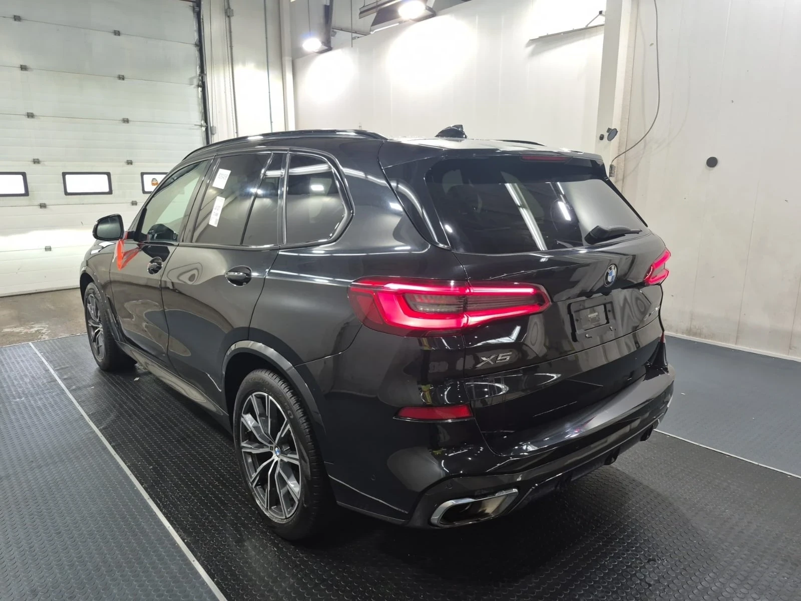 BMW X5 xDrive 40i - изображение 5