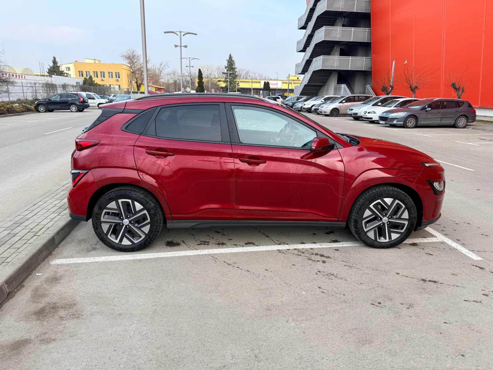 Hyundai Kona, снимка 4 - Автомобили и джипове - 53719145