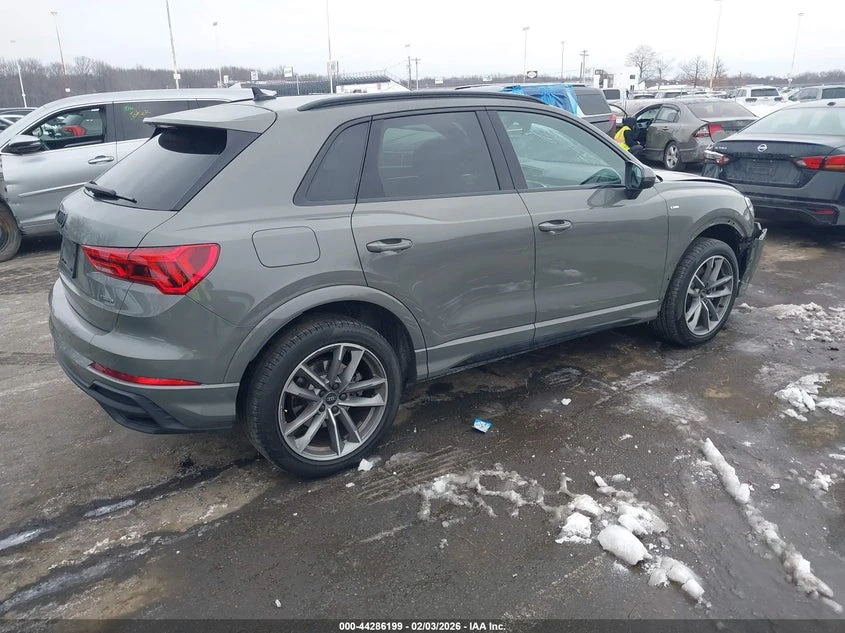 Audi Q3 Q3 Premium Plus 45 TFSI Sline Quattro - изображение 5