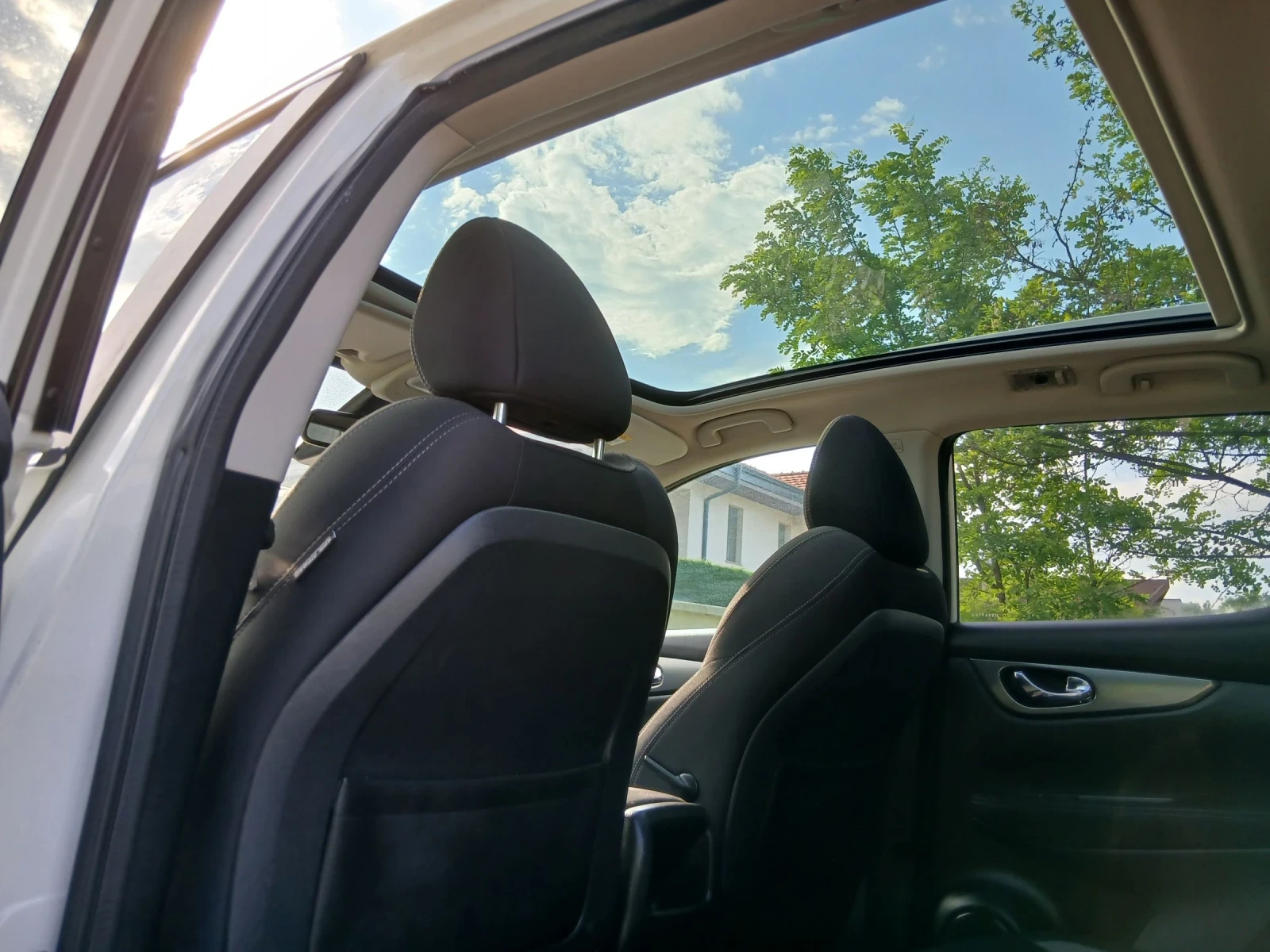 Nissan Qashqai N-Connecta, снимка 15 - Автомобили и джипове - 54087239