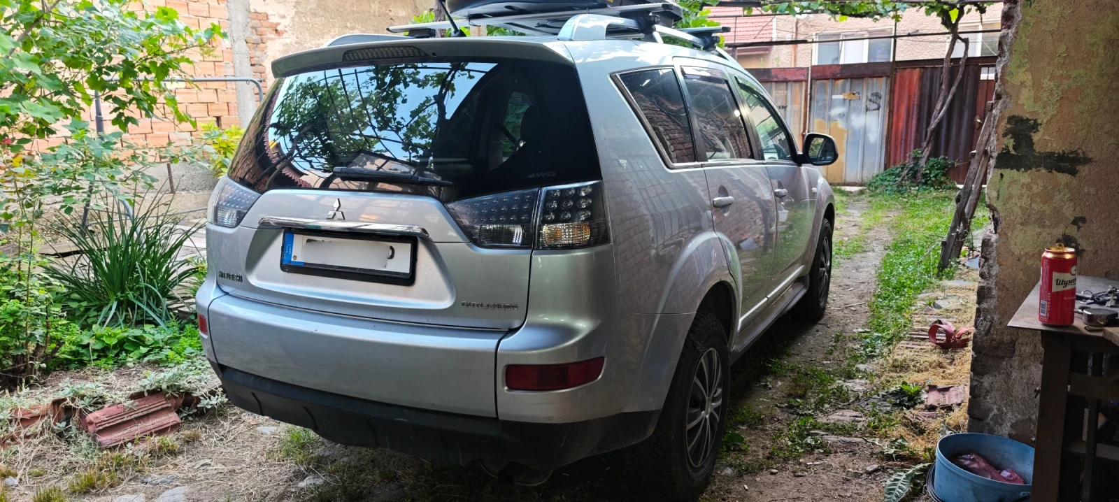 Mitsubishi Outlander 2.4 газ , снимка 5 - Автомобили и джипове - 54896306