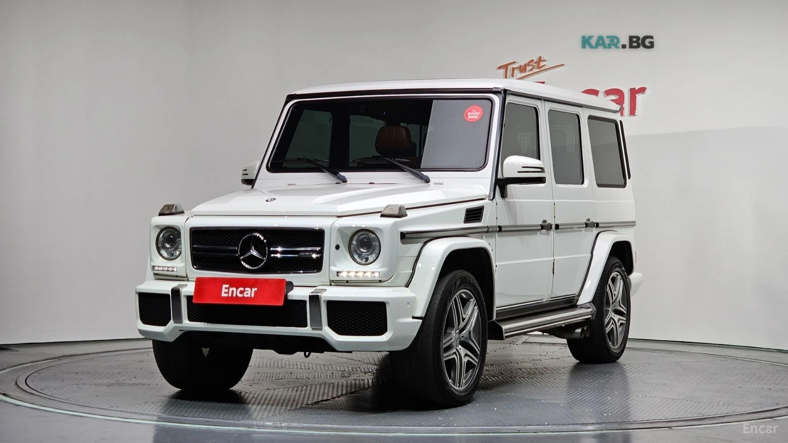 Mercedes-Benz G 63 AMG* МОНИТОРИ* КОЖА* ПАНО* НАВИ