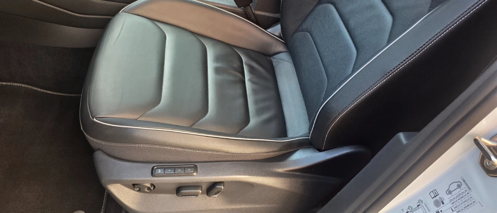 VW Tiguan R-LINE, снимка 16 - Автомобили и джипове - 55286938