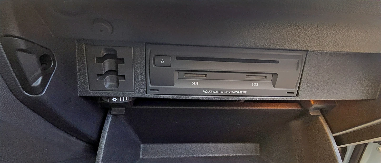 VW Tiguan R-LINE, снимка 2 - Автомобили и джипове - 55286938