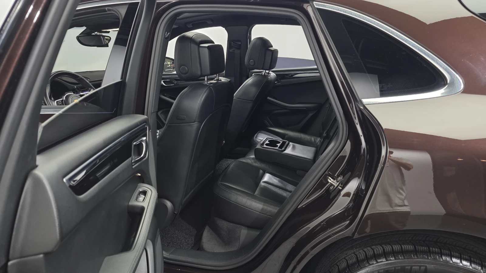 Porsche Macan S Diesel* ЕЛ. БАГАЖНИК* ЛЮК* КРАЙНА ЦЕНА, снимка 11 - Автомобили и джипове - 55496236
