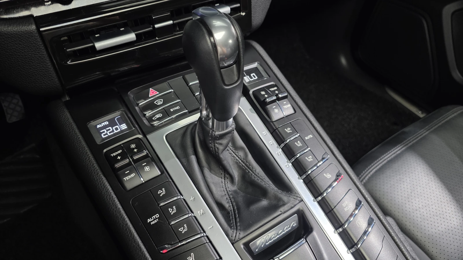 Porsche Macan S Diesel* ЕЛ. БАГАЖНИК* ЛЮК* КРАЙНА ЦЕНА, снимка 9 - Автомобили и джипове - 55496236
