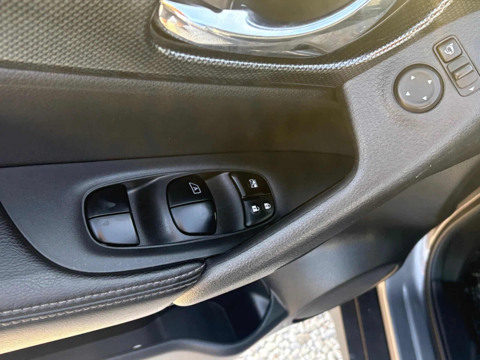 Nissan X-trail, снимка 5 - Автомобили и джипове - 55858558