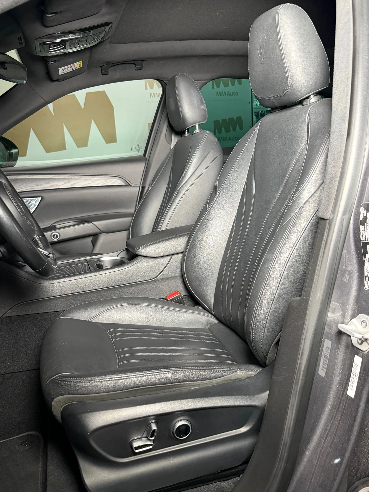 Maserati Grecale GT* HuD* Sonus Faber* Pano, снимка 8 - Автомобили и джипове - 55958551