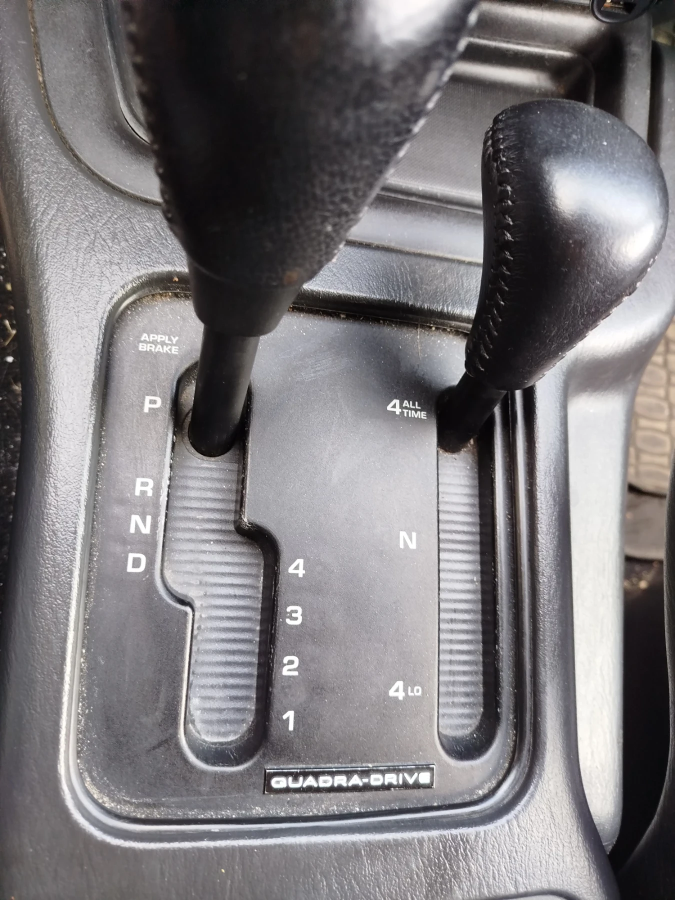 Jeep Grand cherokee 2700, снимка 12 - Автомобили и джипове - 56214582