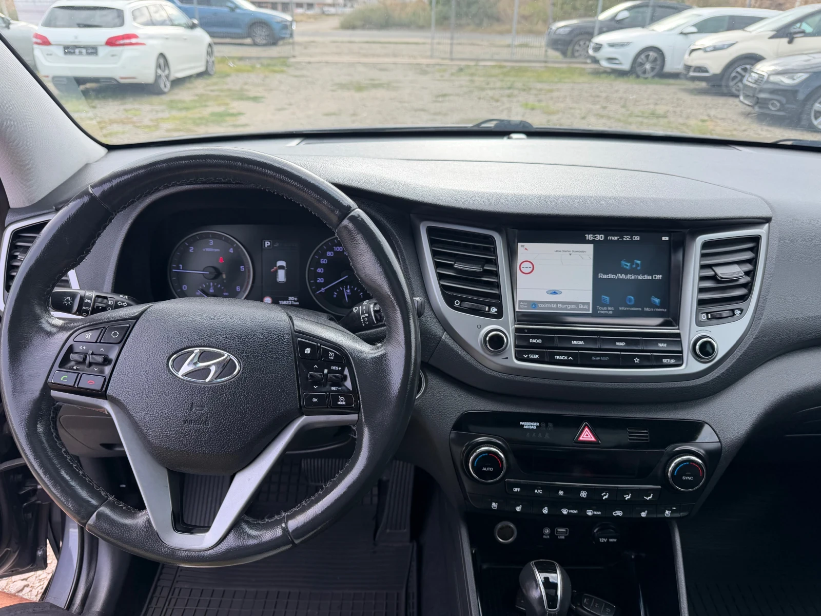 Hyundai Tucson 2.0 ШВЕЙЦАРИЯ 4х4 VERTEX, снимка 16 - Автомобили и джипове - 56330607