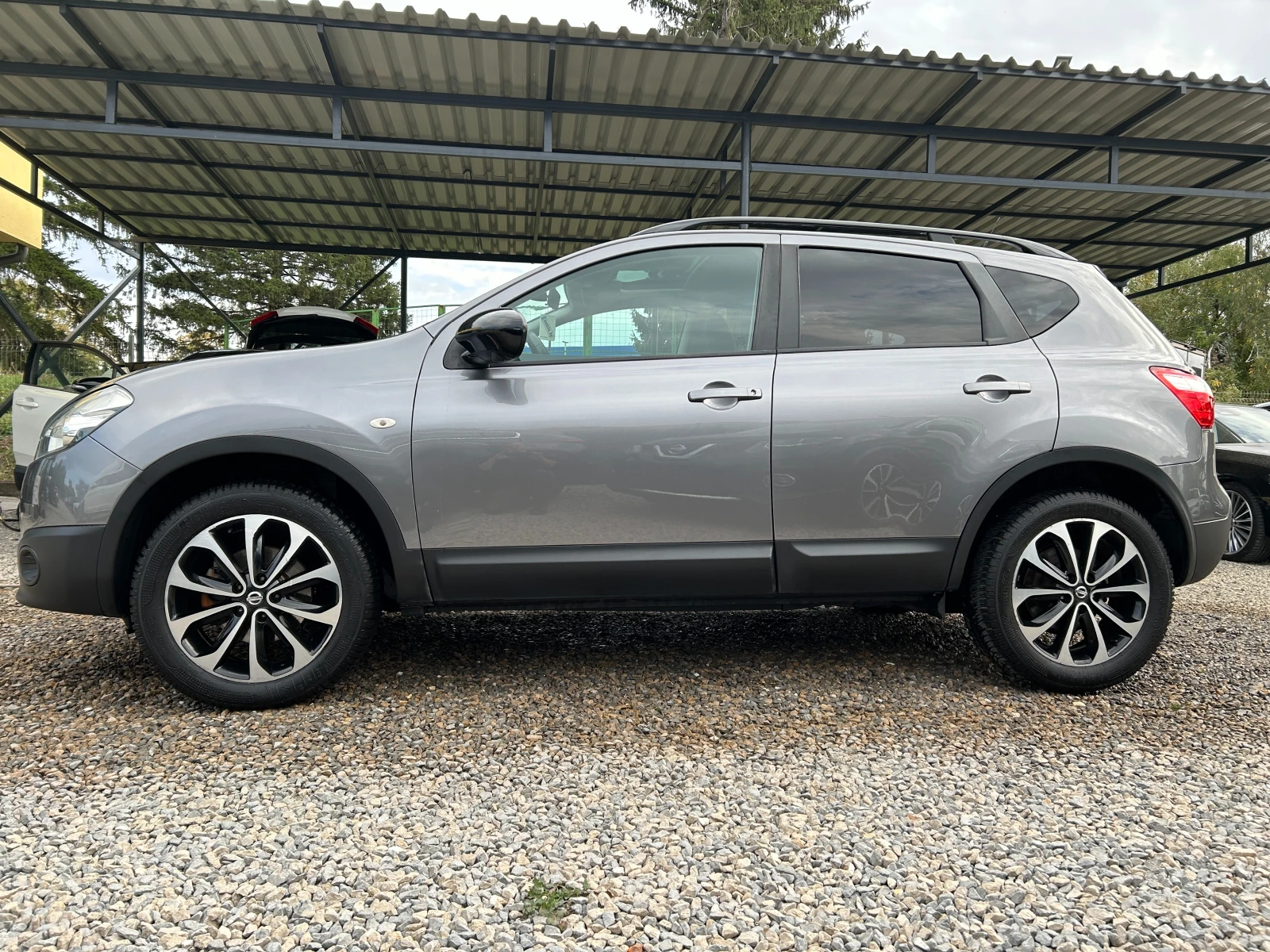 Nissan Qashqai /TEKNA 1, 5 DCI, снимка 8 - Автомобили и джипове - 56588208