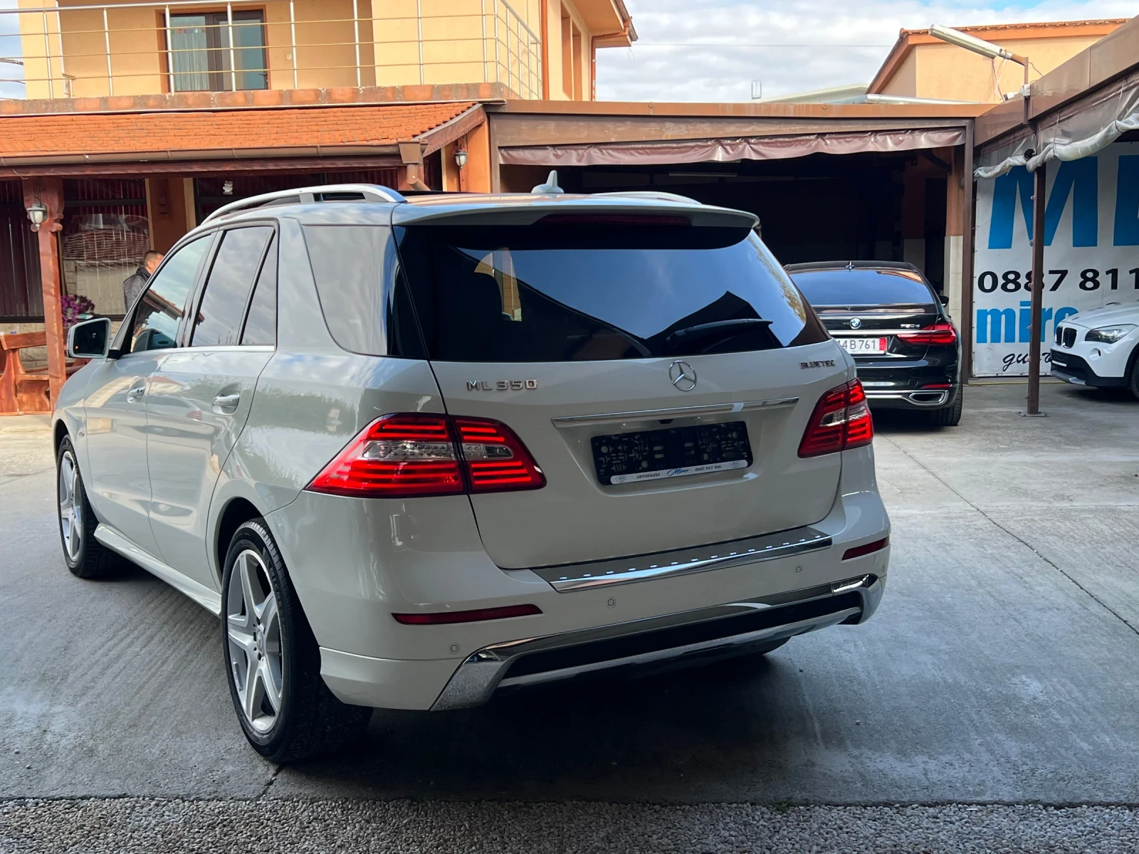 Mercedes-Benz ML 350 AMG PREMIUM, снимка 6 - Автомобили и джипове - 56723431