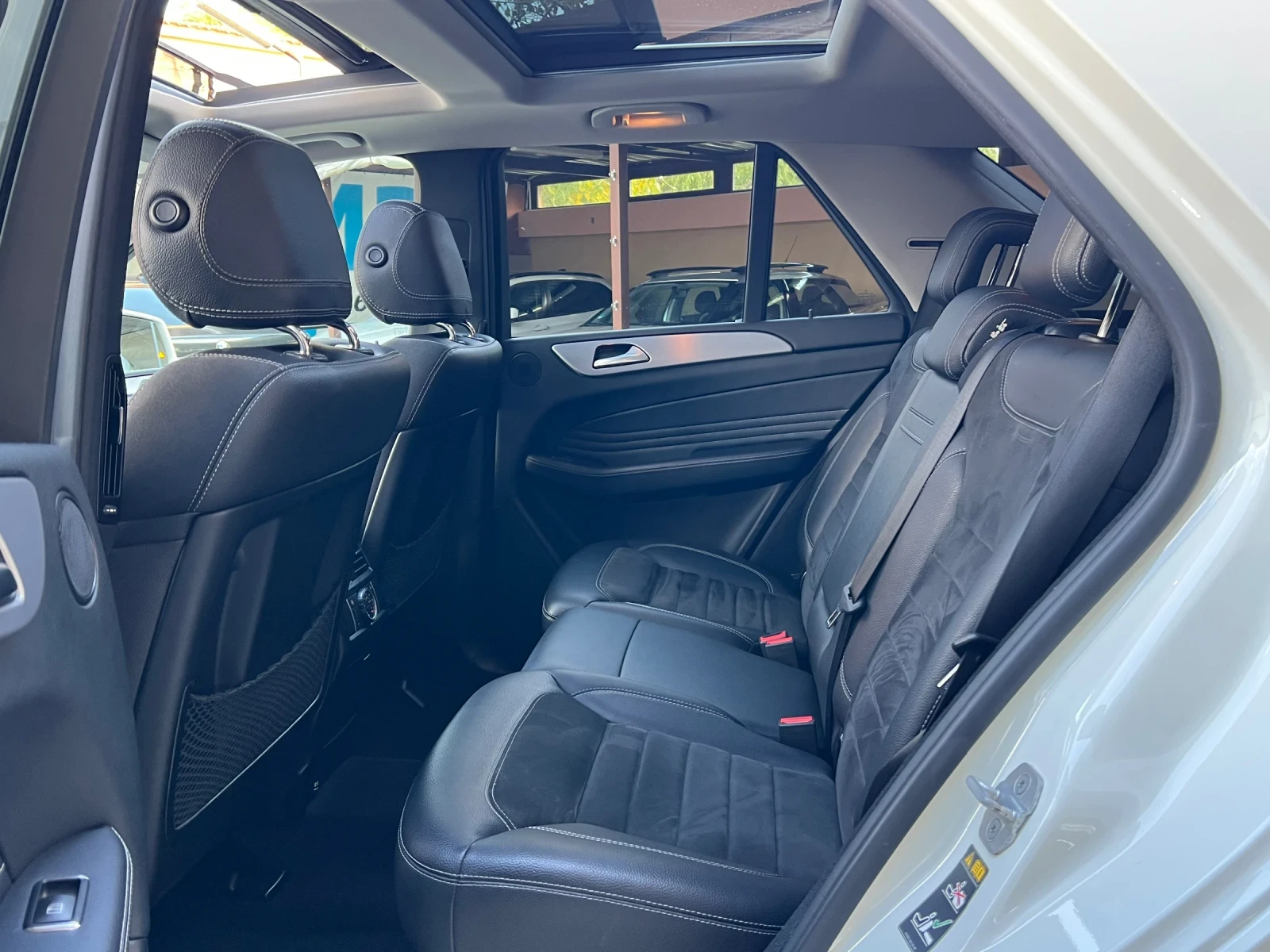 Mercedes-Benz ML 350 AMG PREMIUM, снимка 9 - Автомобили и джипове - 56723431