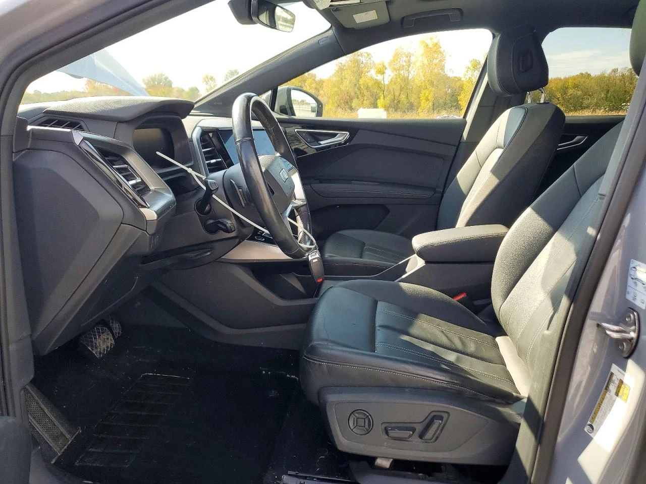 Audi Q4 E-TRON PRESTIGE, снимка 7 - Автомобили и джипове - 56742071