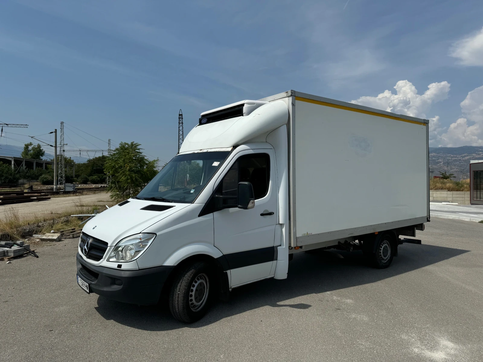 Mercedes-Benz Sprinter 316 - изображение 2