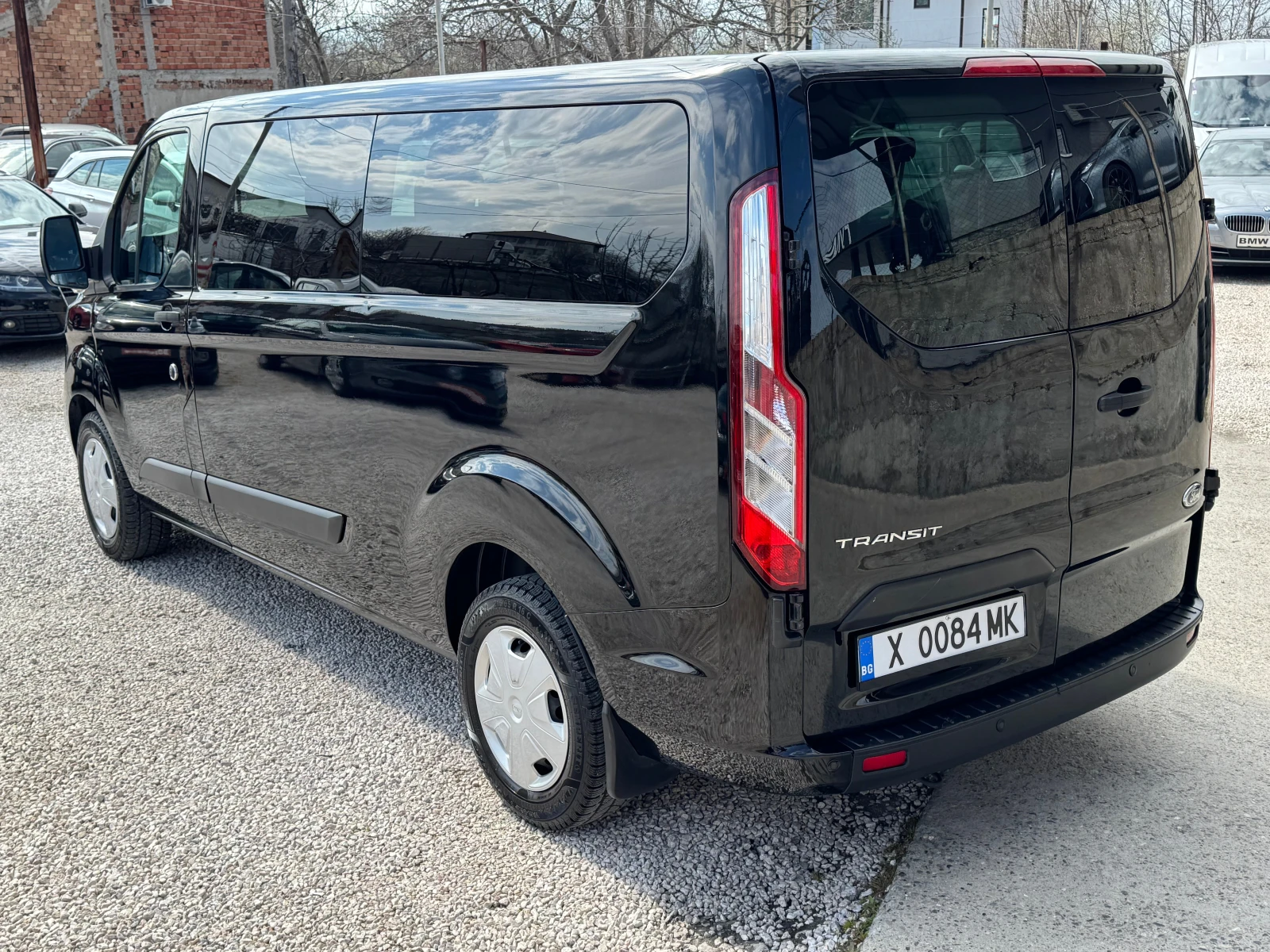 Ford Transit Custom АВТОМАТ-ОБСЛУЖЕН, снимка 5 - Бусове и автобуси - 52876325