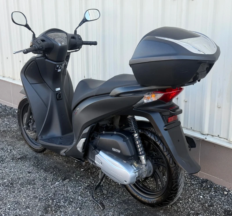 Honda Sh 150i , ABS , SPORT EDITION , 15000 km , 2015г, снимка 7 - Мотоциклети и мототехника - 48615073