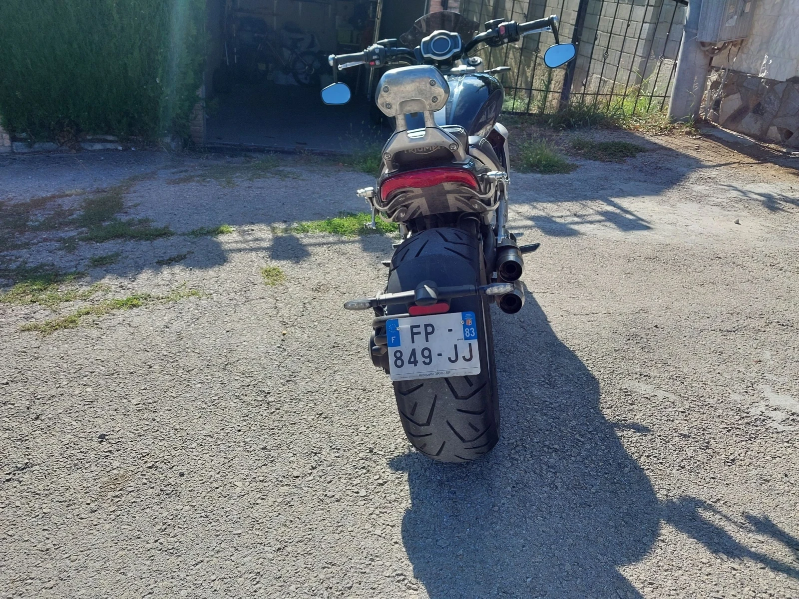 Triumph Rocket 3R  - изображение 8