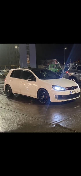 VW Golf 2.0 GTI TSI, снимка 2