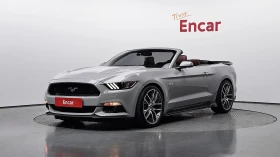 ������ Ford Mustang