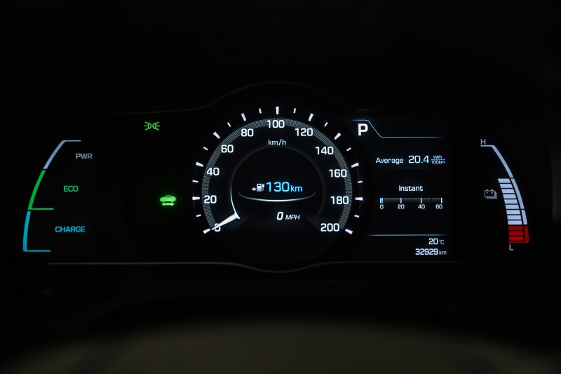Hyundai Ioniq Preferred 28kWh, снимка 13 - Автомобили и джипове - 44970546