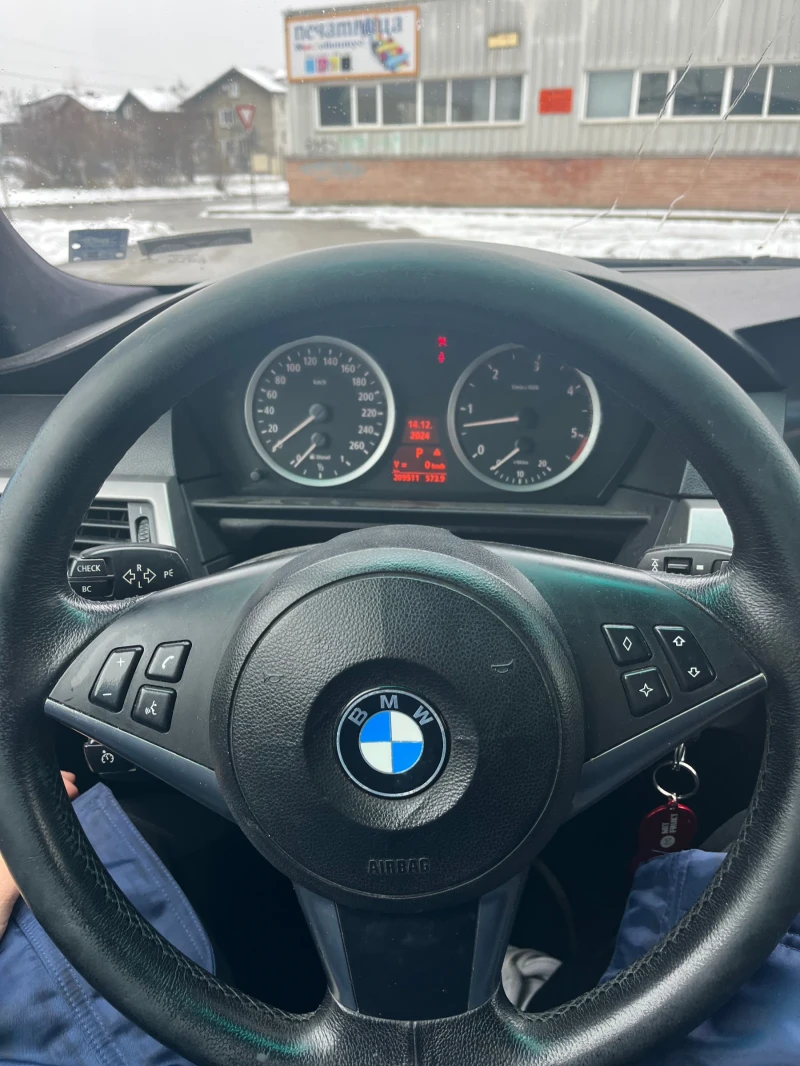 BMW 530, снимка 2 - Автомобили и джипове - 48733823