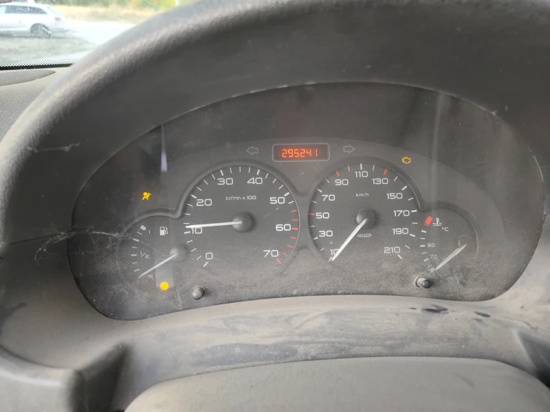 Peugeot Partner Баничарка, снимка 4 - Автомобили и джипове - 52499808