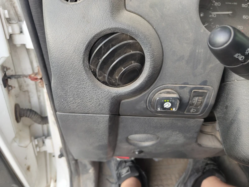 Peugeot Partner Баничарка, снимка 5 - Автомобили и джипове - 52499808