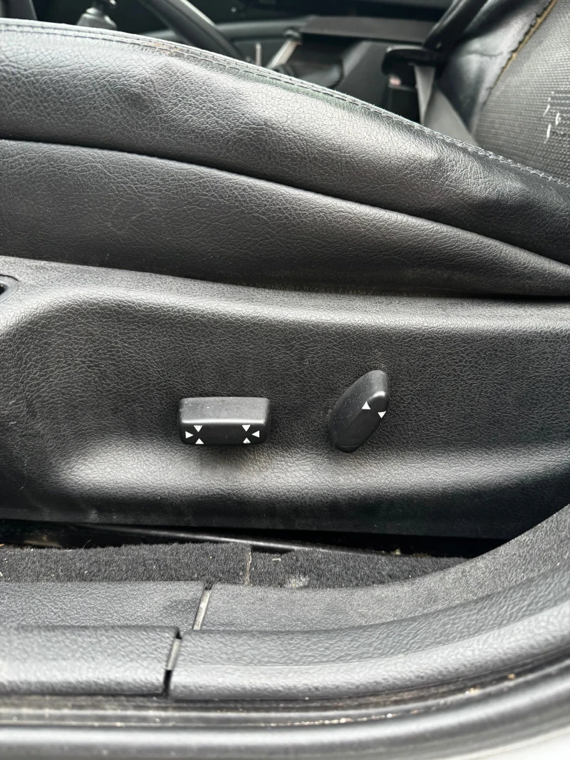 Peugeot 407 2.2 HDi ТОП!, снимка 14 - Автомобили и джипове - 52739409