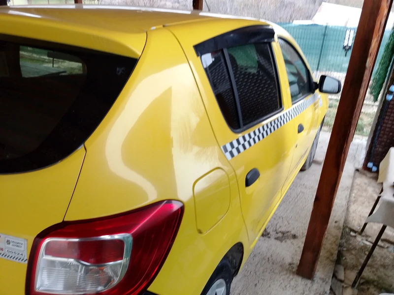 Dacia Sandero, снимка 3 - Автомобили и джипове - 52996683
