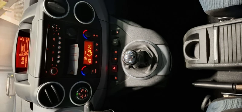 Citroen Berlingo Berlingo XTR 1.6HDI 112HP, снимка 7 - Автомобили и джипове - 53336537