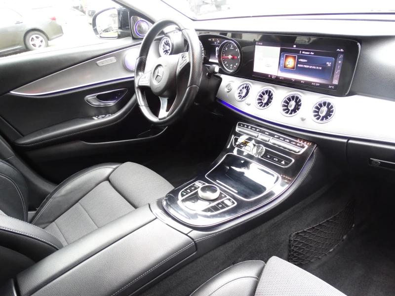Mercedes-Benz E 220 E220-4 MATIC, снимка 12 - Автомобили и джипове - 53394922