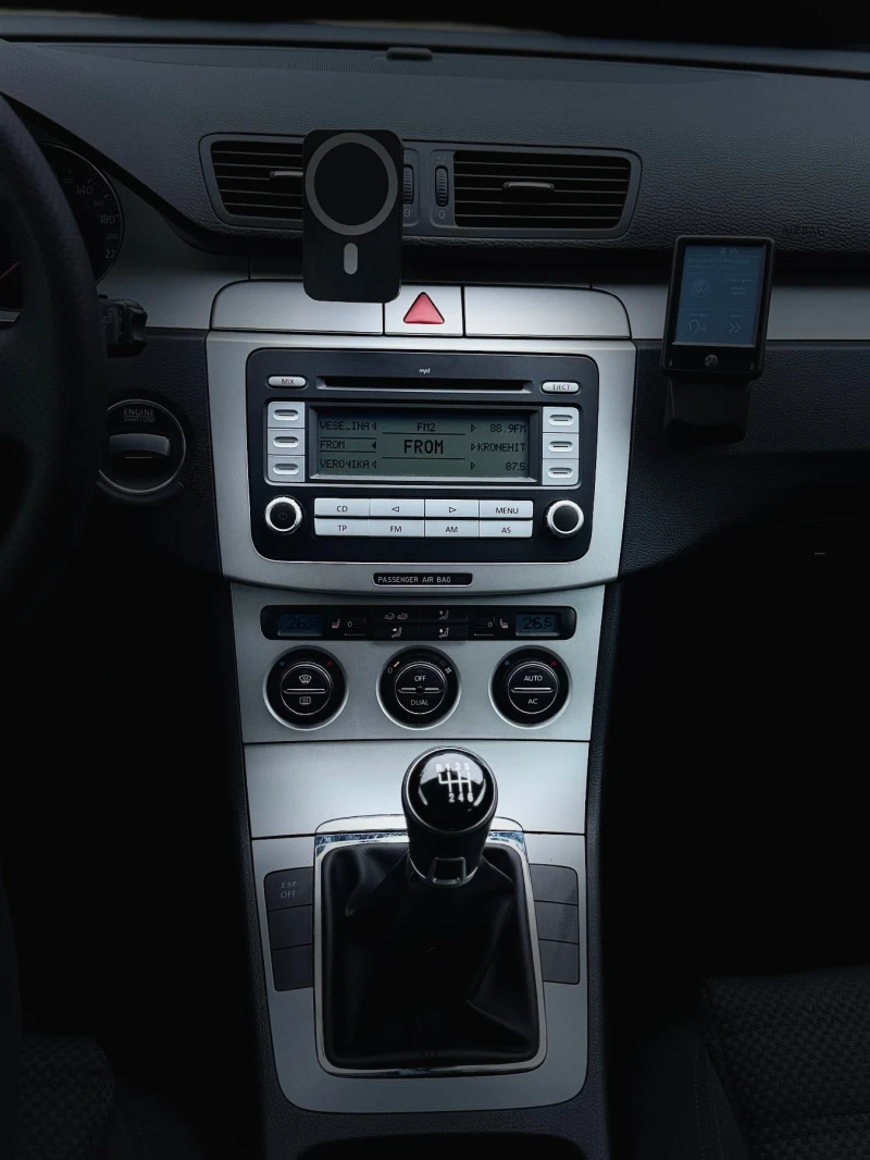 VW Passat BI-LED, снимка 10 - Автомобили и джипове - 53573468